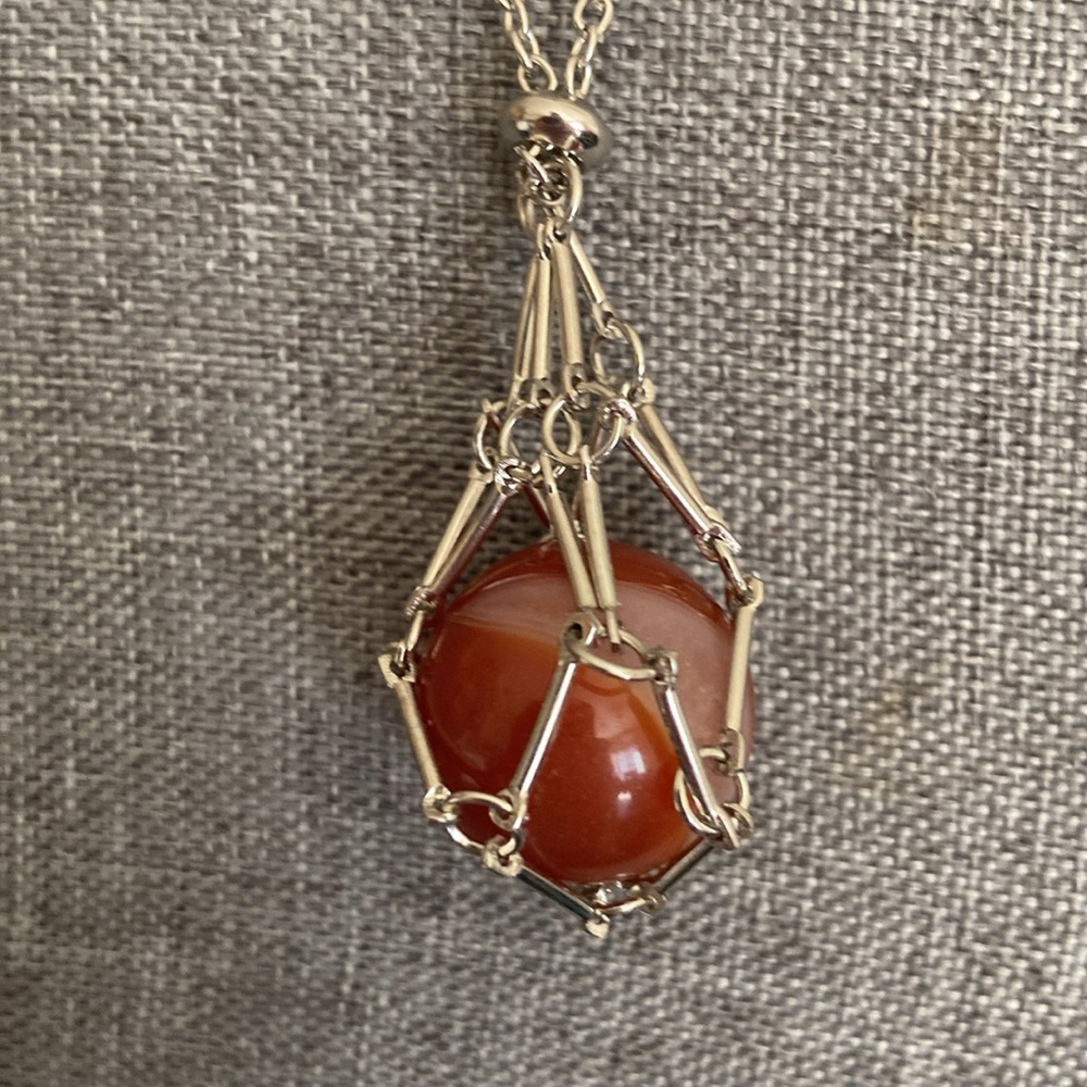 NEW Stainless Steel & Carnelian Stone Pendant Necklace